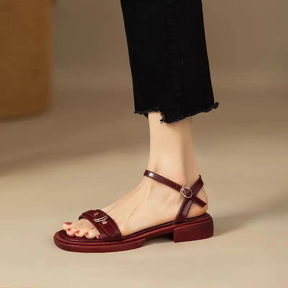 Elira – Minimalistische Gesp Lage Hak Buiten Sandalen