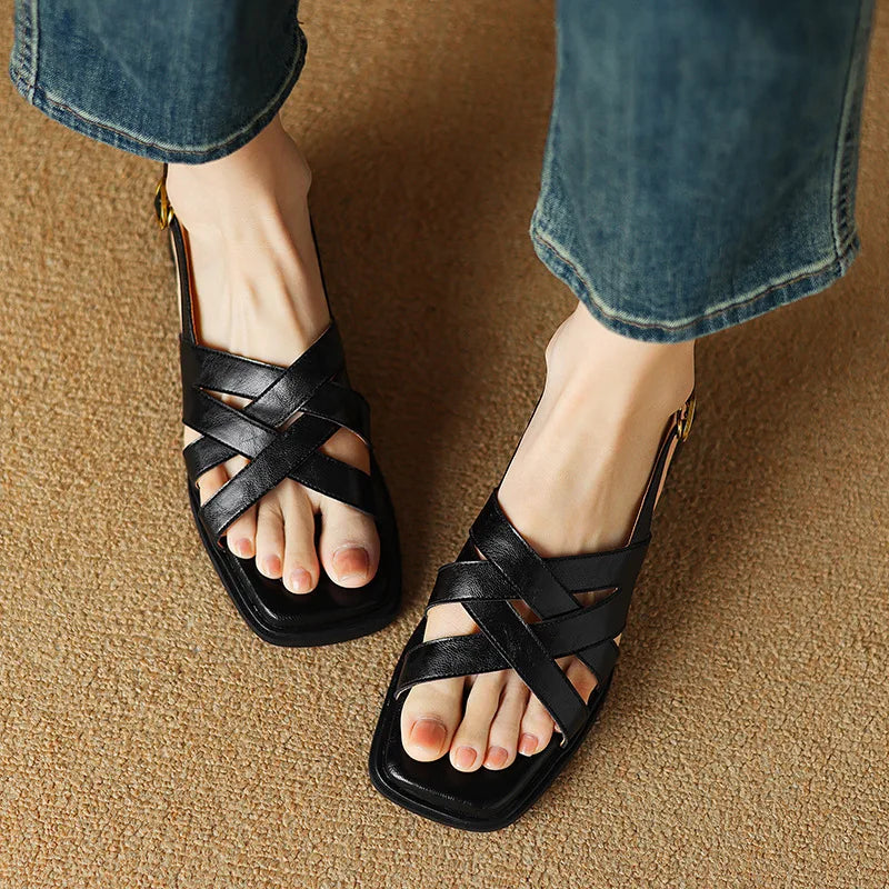 Noémi – Gevlochten Romeinse Lage Haksandalen
