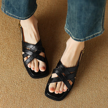 Noémi – Gevlochten Romeinse Lage Haksandalen