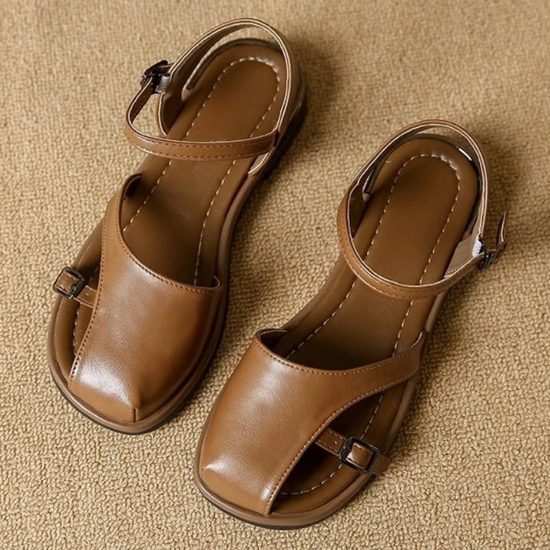 Selva – Retro Gespsandalen voor de Zomer