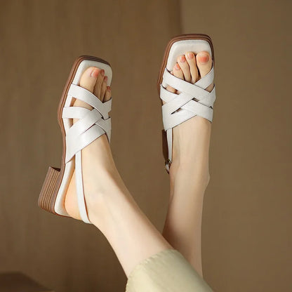 Noémi – Gevlochten Romeinse Lage Haksandalen