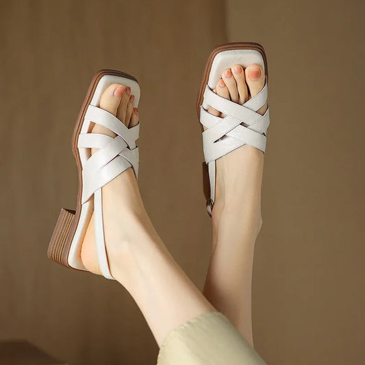 Noémi – Gevlochten Romeinse Lage Haksandalen