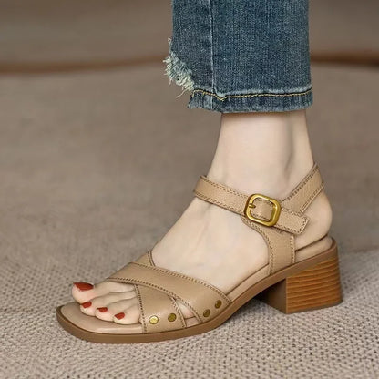 Valina – Cross-Strap Blokhak Sandalen