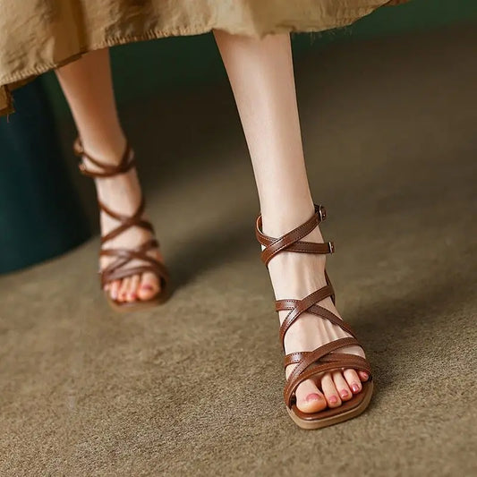 Verena – Sandalen met Blokhak en Bandjes